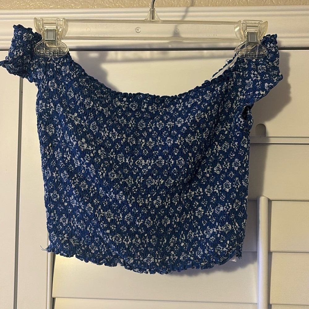 Hollister Crop Top